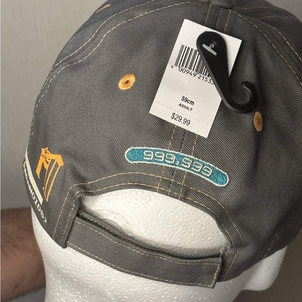 Tron Hat Disney Park Exclusive Flynns Top Score Club Hook And Loop Embroidered - Picture 6 of 7